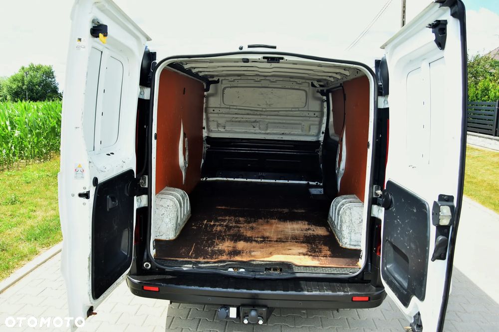 Renault TRAFIC - 18