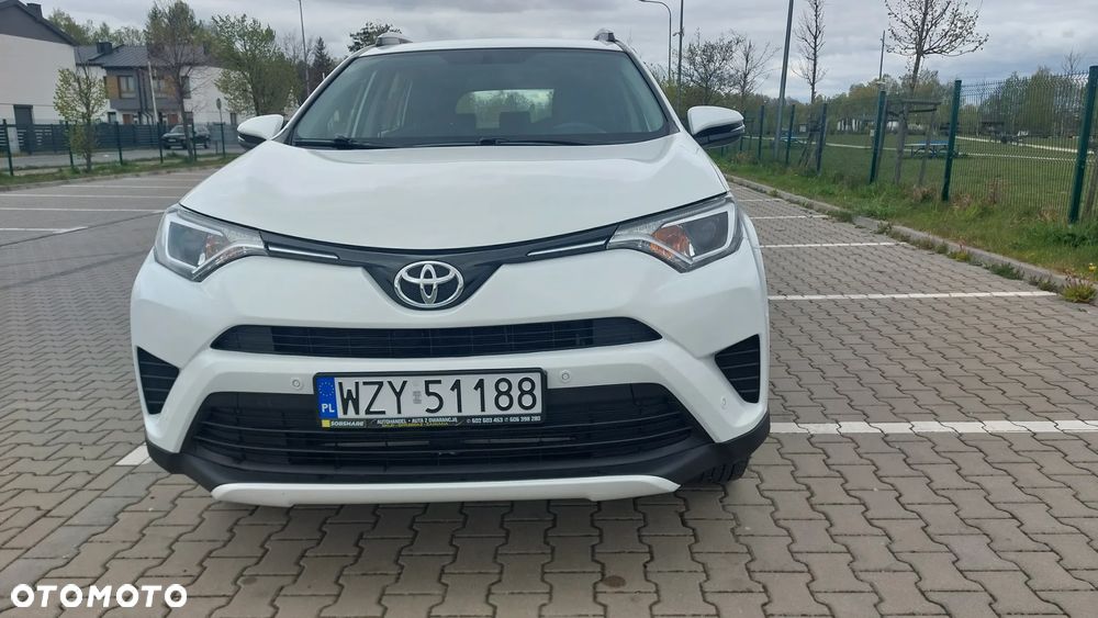 Toyota RAV4 - 9
