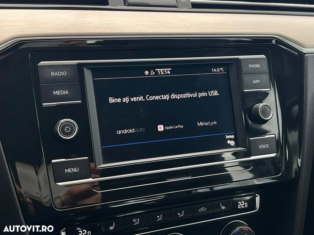 Volkswagen Passat 2.0 TDI DSG Highline - 18
