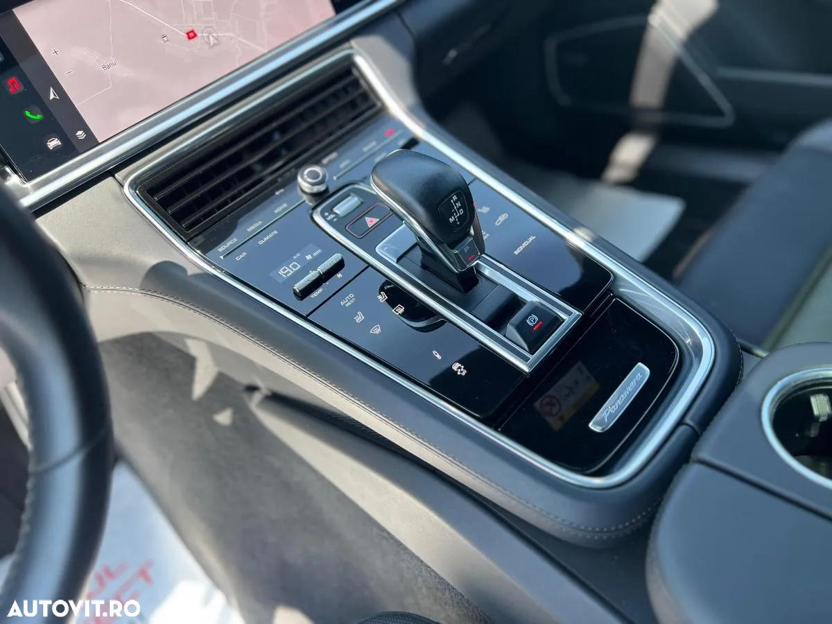 Porsche Panamera - 26