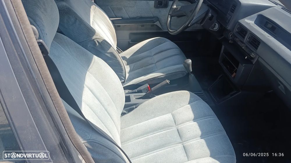 Toyota Corolla Hatchback 1.3 12v - 7