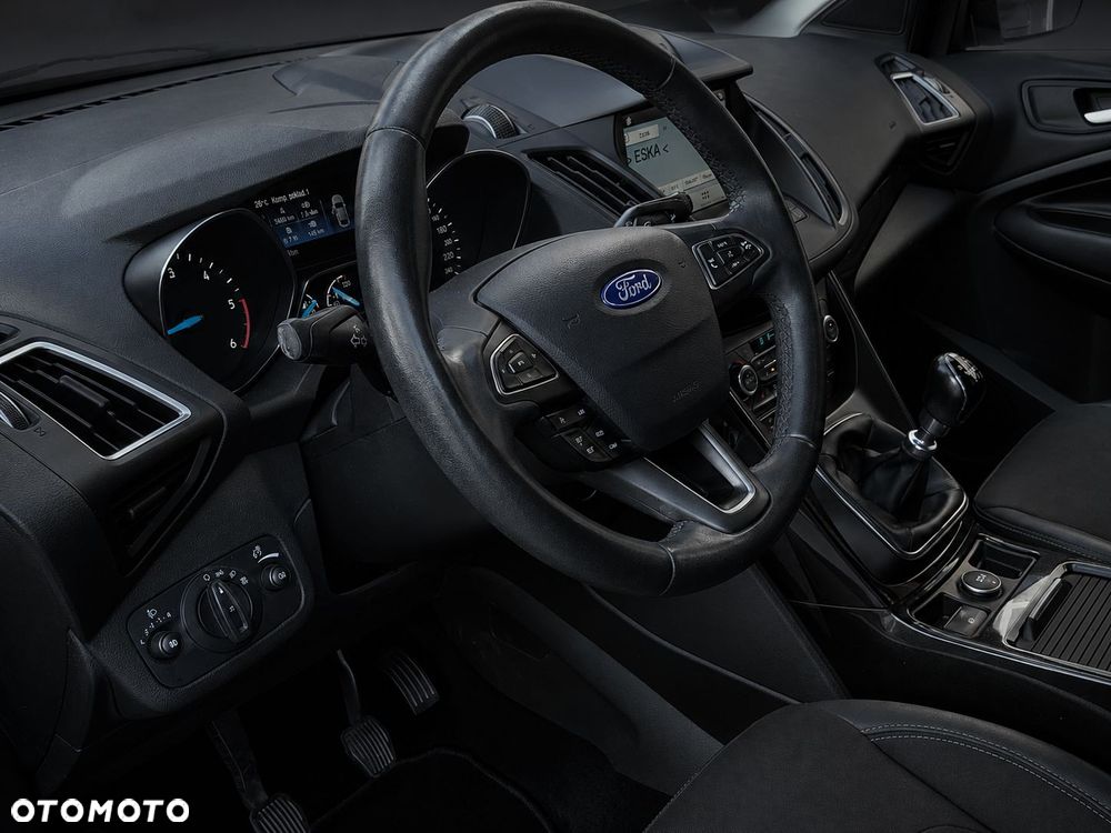 Ford Kuga 2.0 TDCi Titanium - 5
