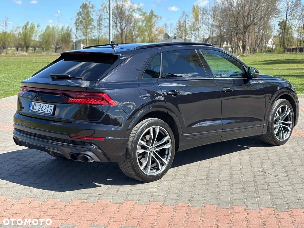 Audi SQ8 - 12