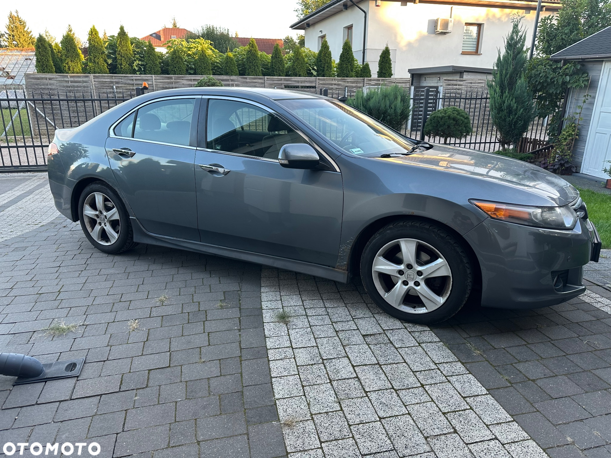 Honda Accord - 2