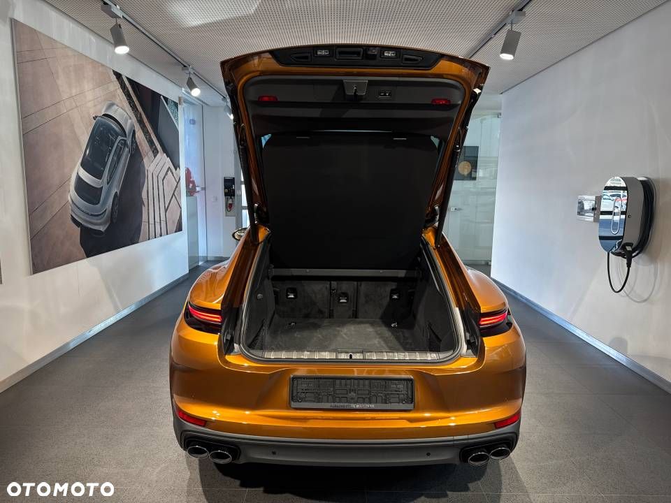 Porsche Panamera 4 - 11