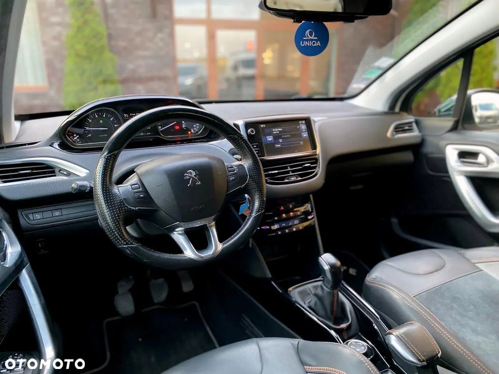 Peugeot 2008 1.2 Pure Tech Crossway S&S - 26