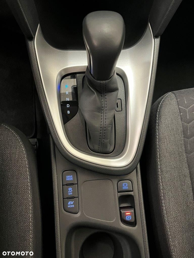 Toyota Yaris Cross - 20