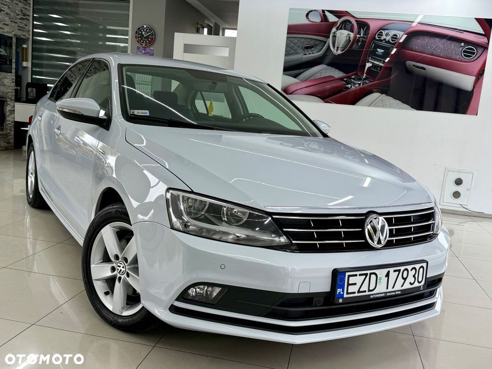 Volkswagen Jetta 2017 photo 2