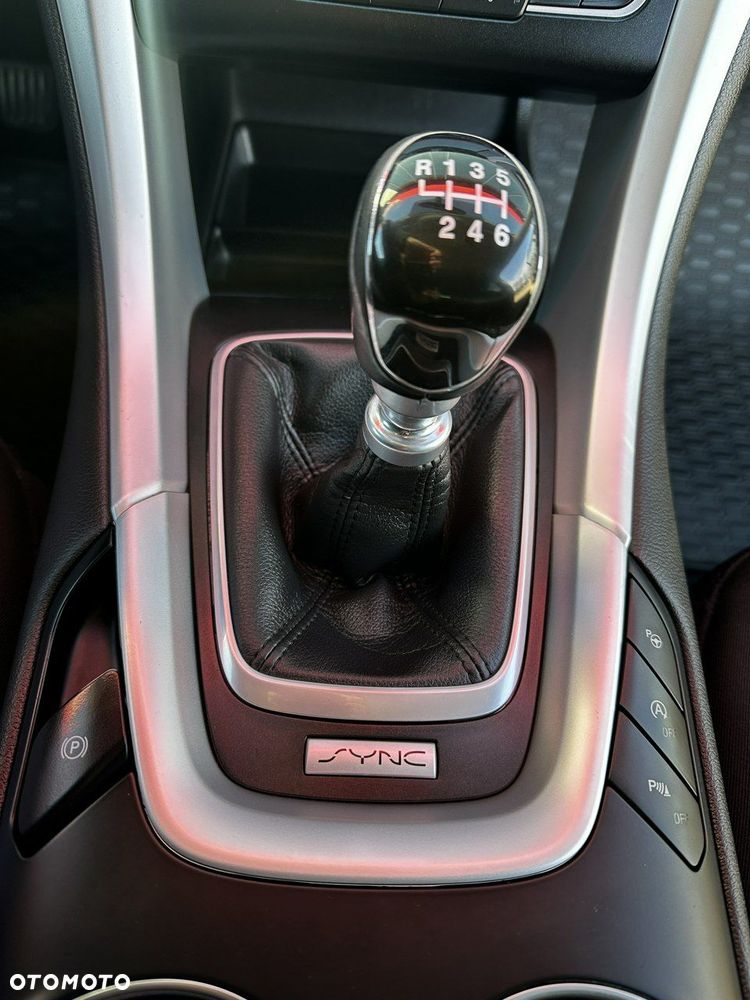 Ford Mondeo 2.0 TDCi Titanium - 30