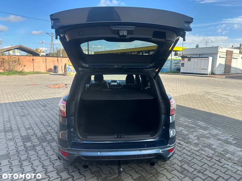 Ford Kuga 2.0 TDCi 2x4 ST-Line - 10