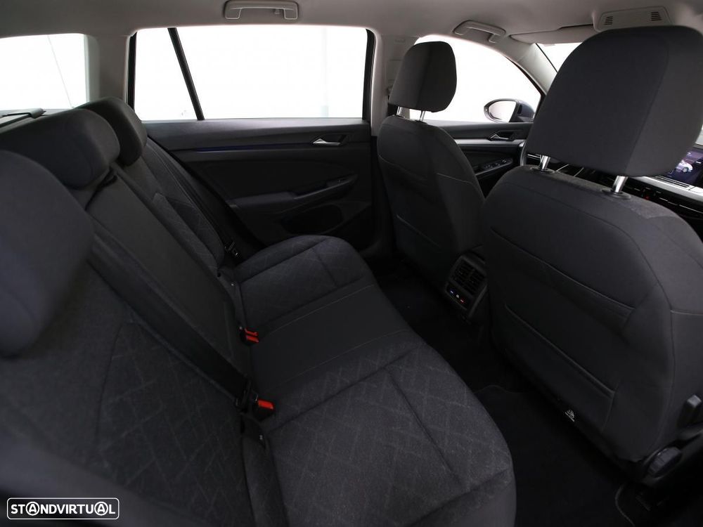 VW Golf Variant 2.0 TDi Life DSG - 7