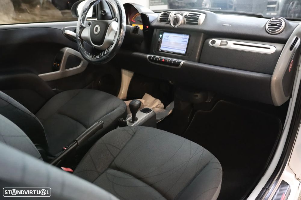 Smart ForTwo Coupé cdi softouch black&white limited dpf - 11