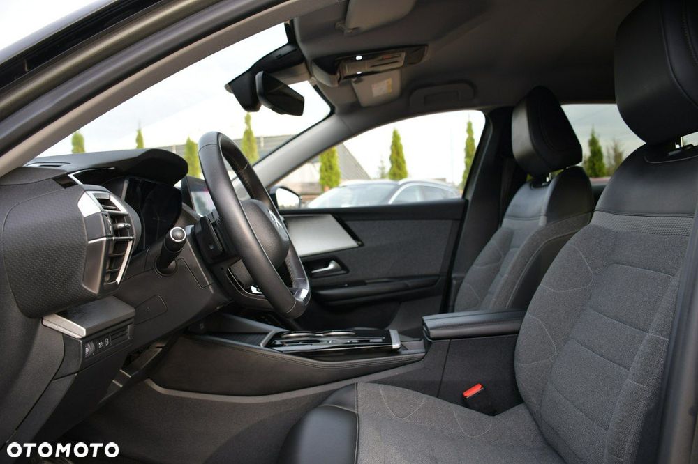 Citroën C5X 1.6 PHEV 180 Shine EAT8 - 17