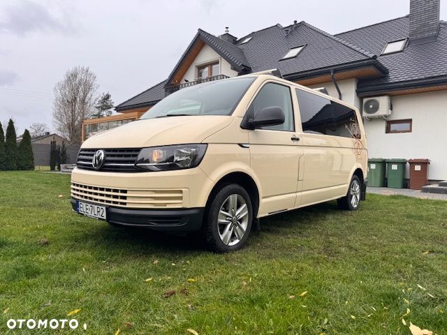 Volkswagen Caravelle - 2