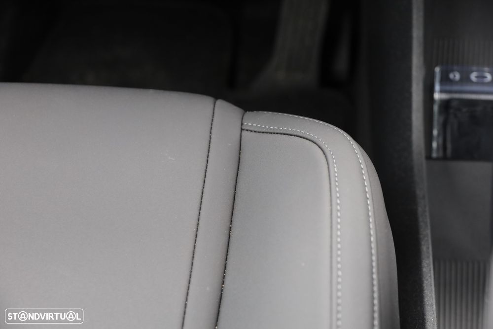 Volvo EX30 69 kWh Single Motor Extended Range Core - 10