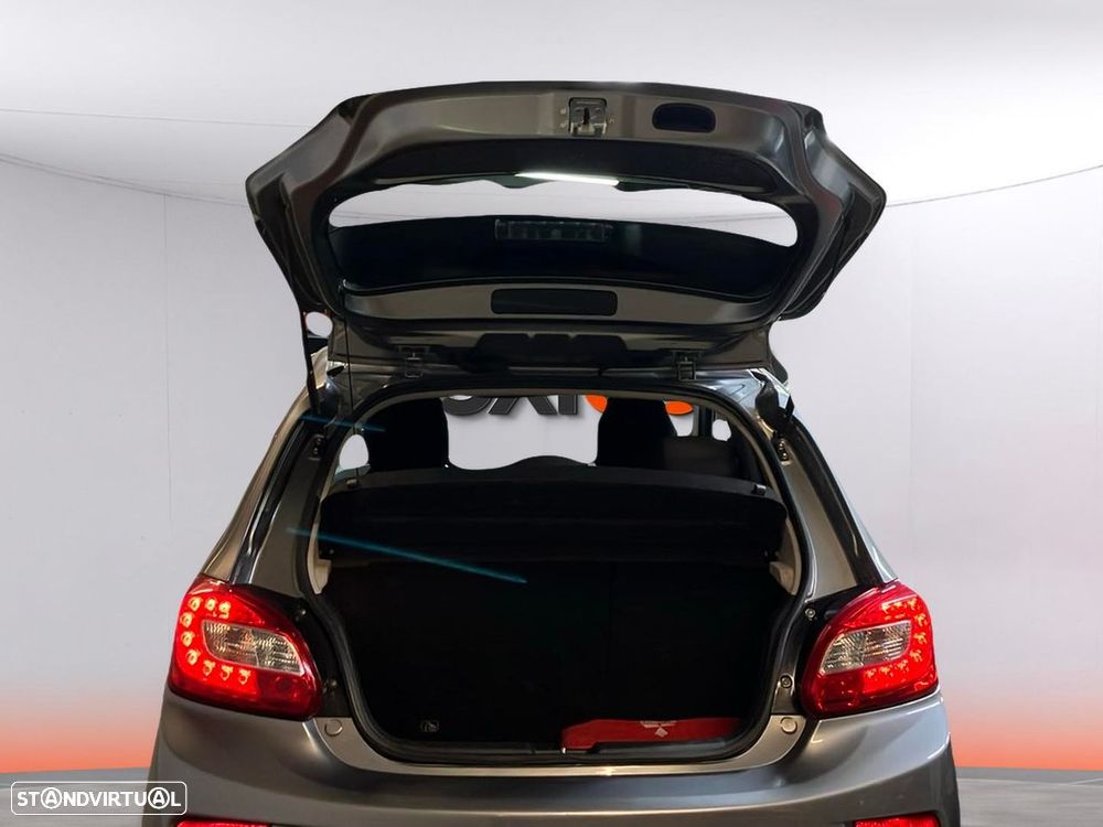Mitsubishi Space Star 1.2 Intense - 21