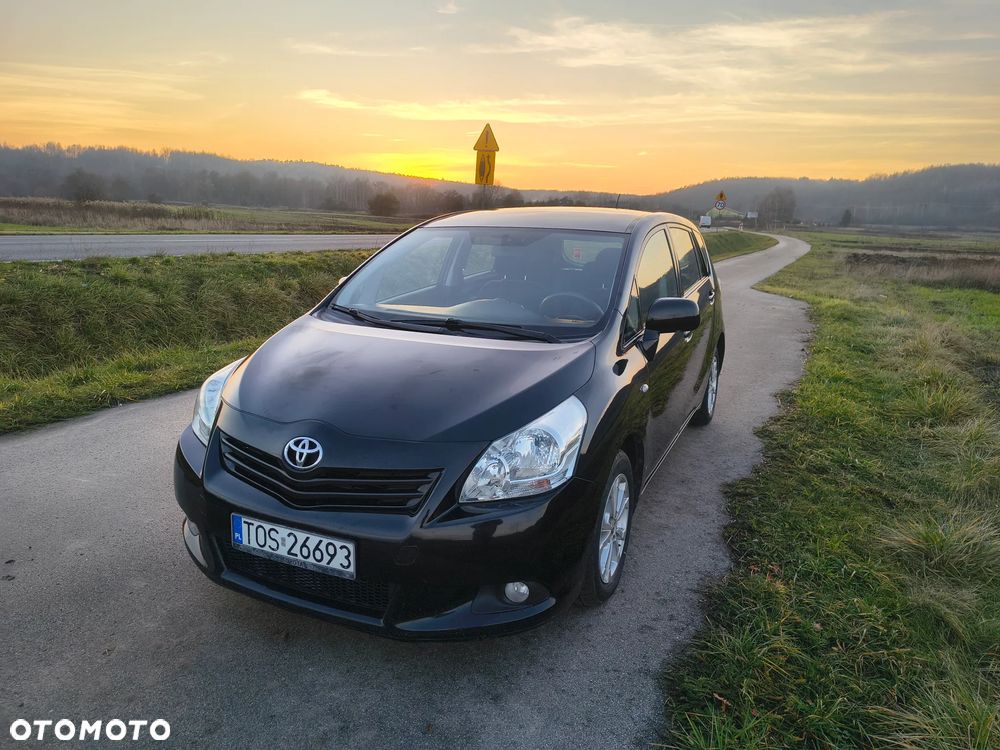 Toyota Verso 2.0 D-4D Sol plus 7os - 1