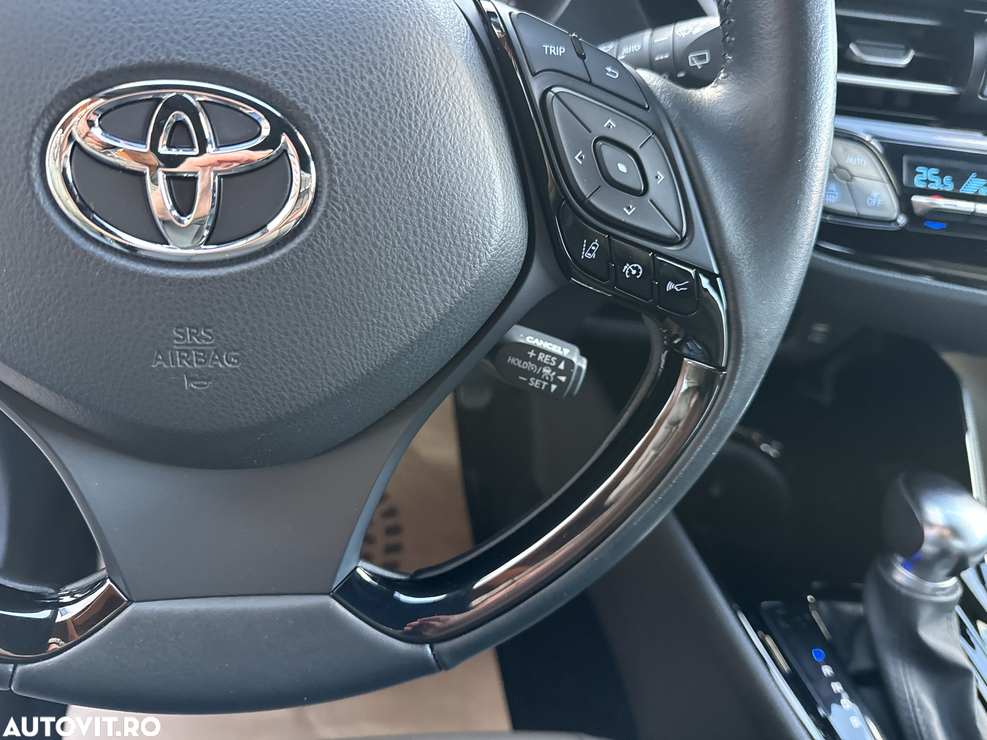 Toyota C-HR 1.8 HSD 122 CP 4x2 CVT Style - 7
