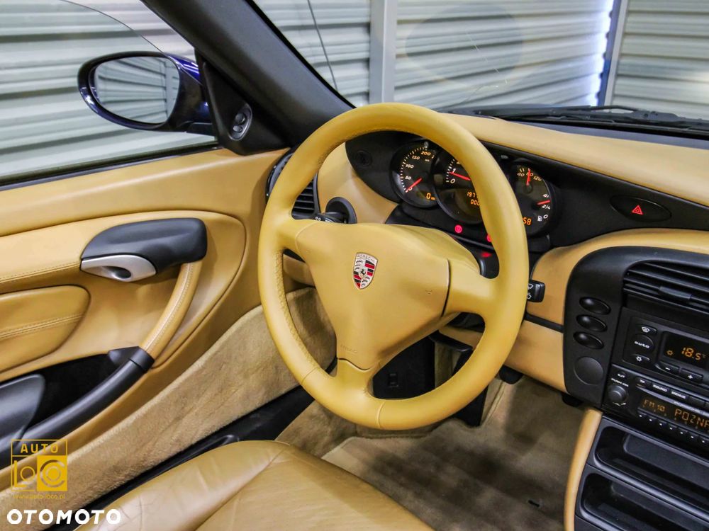 Porsche Boxster - 21