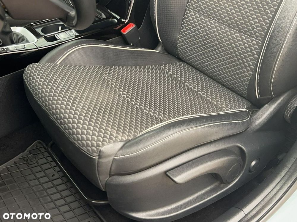 Kia Ceed - 17