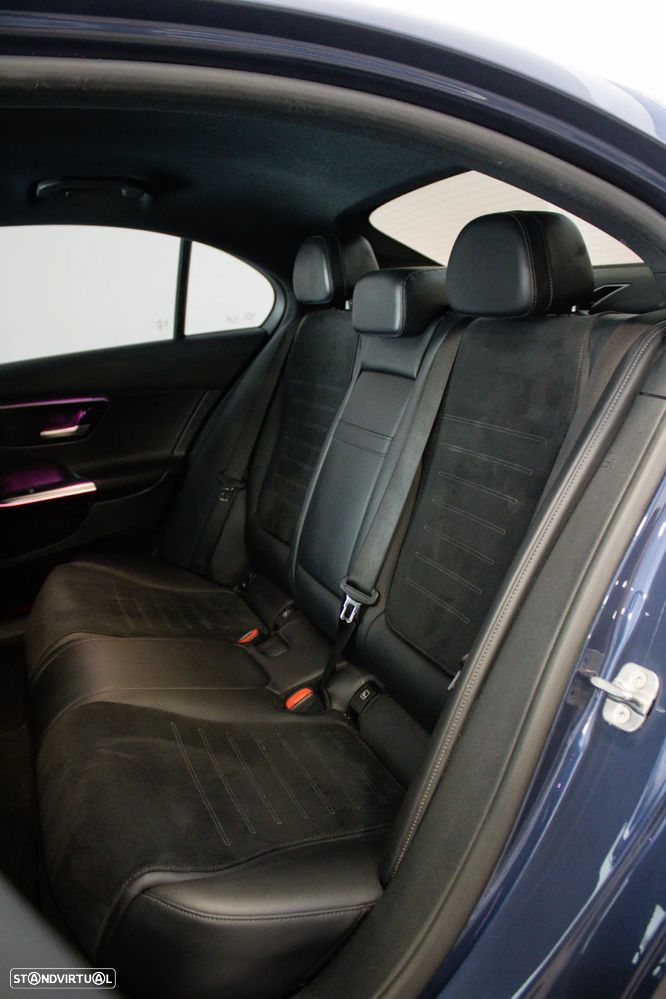 Mercedes-Benz C 300 e T 9G-TRONIC AMG Line - 39