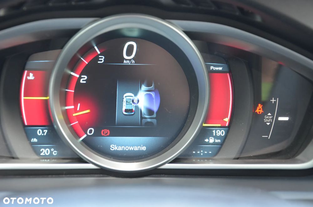 Volvo V40 Cross Country T4 Momentum - 25
