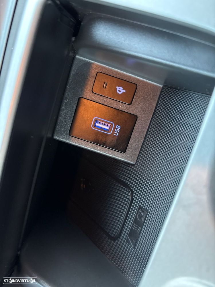 Hyundai Kauai 64.8 kWh Premium - 33