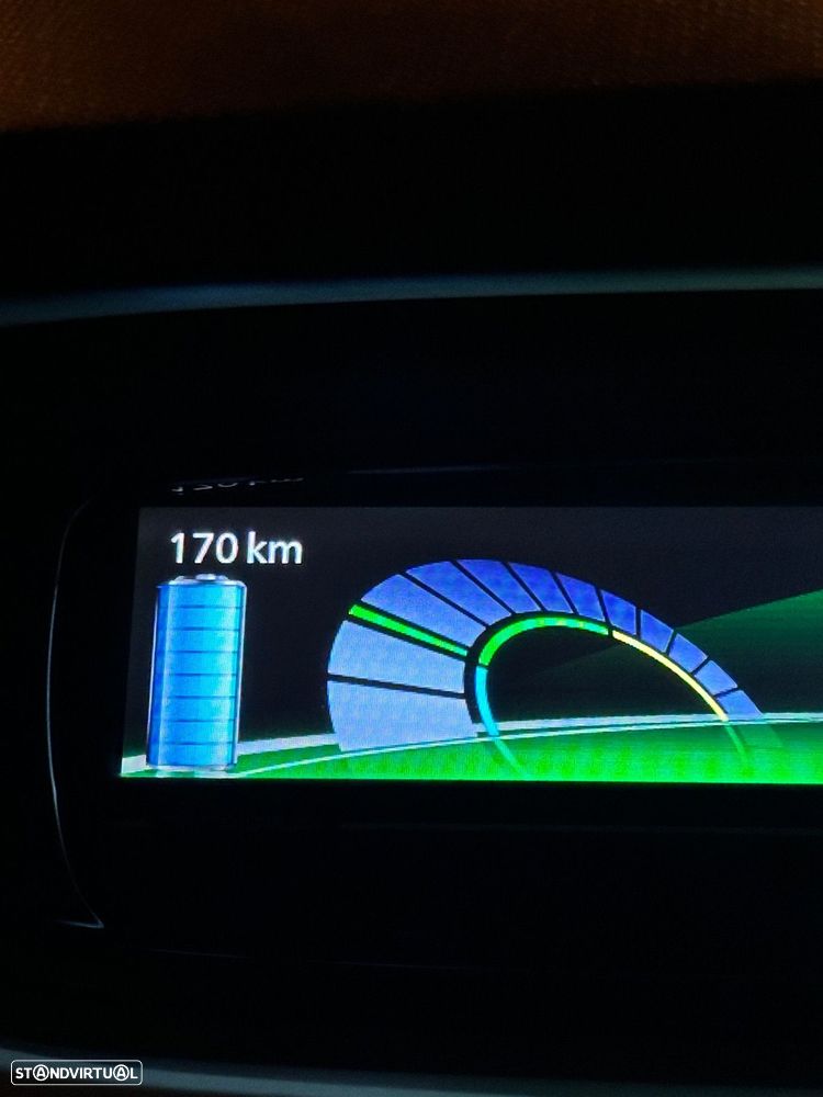 Renault Zoe (s/ Bateria) 22 kwh Life - 9
