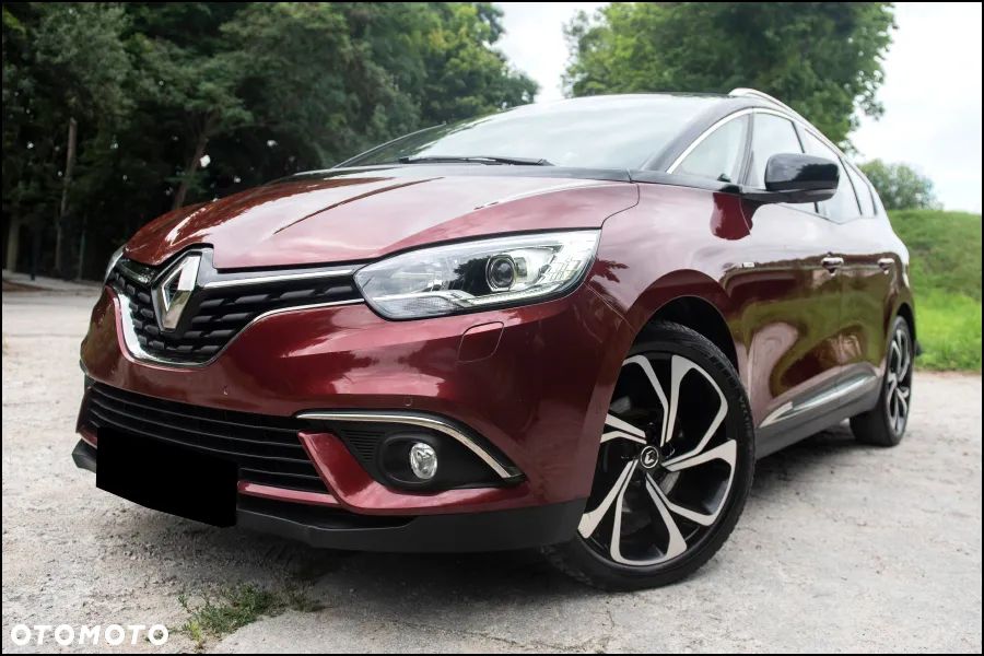 Renault Grand Scenic - 13