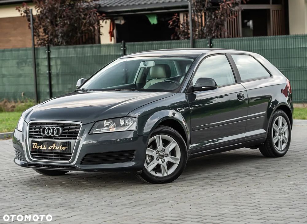 Audi A3 3-drzwiowe 1.6 TDI DPF S tronic Attraction - 7