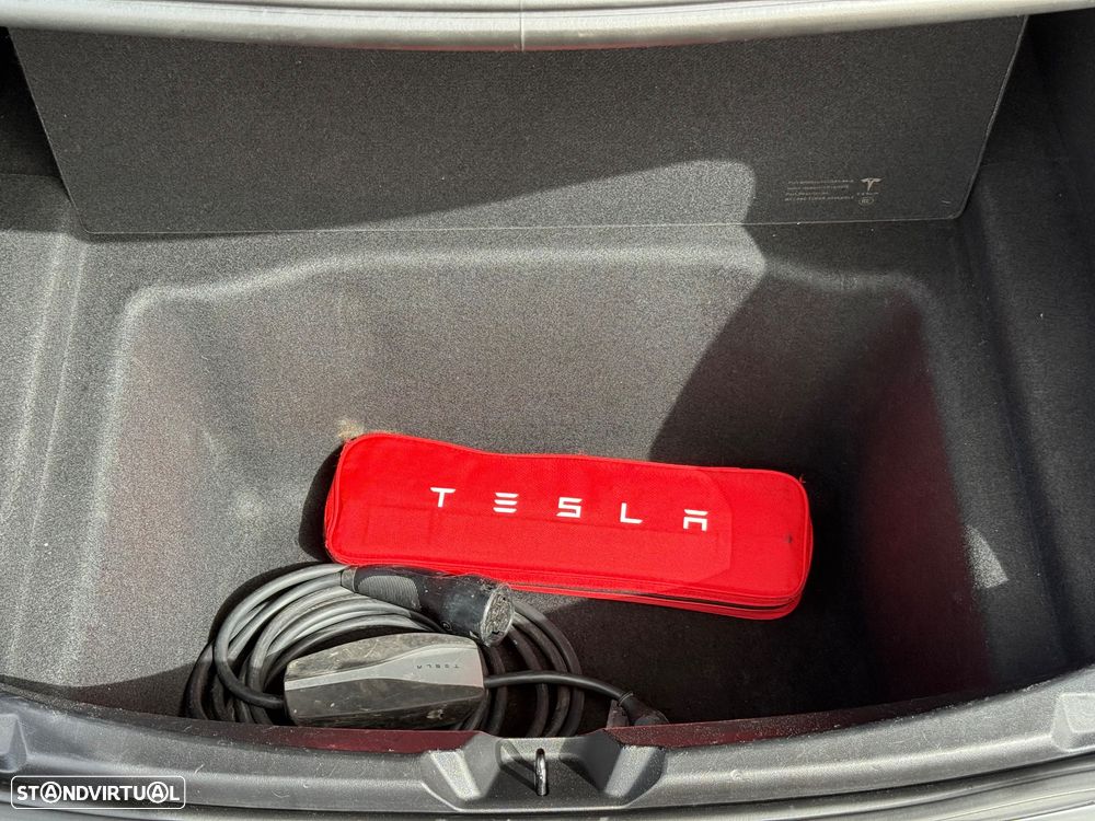 Tesla Model 3 Performance Dual Motor AWD - 26