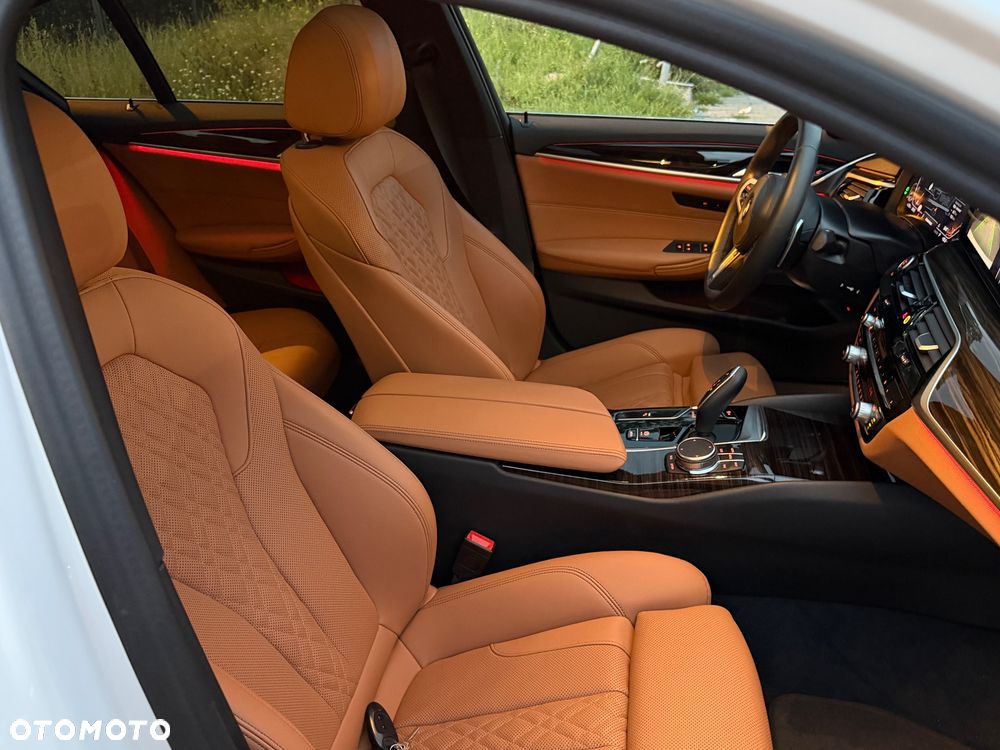 BMW Seria 5 530i xDrive mHEV Luxury Line - 5