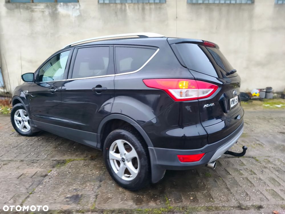 Ford Kuga 2.0 TDCi 2x4 Titanium - 11