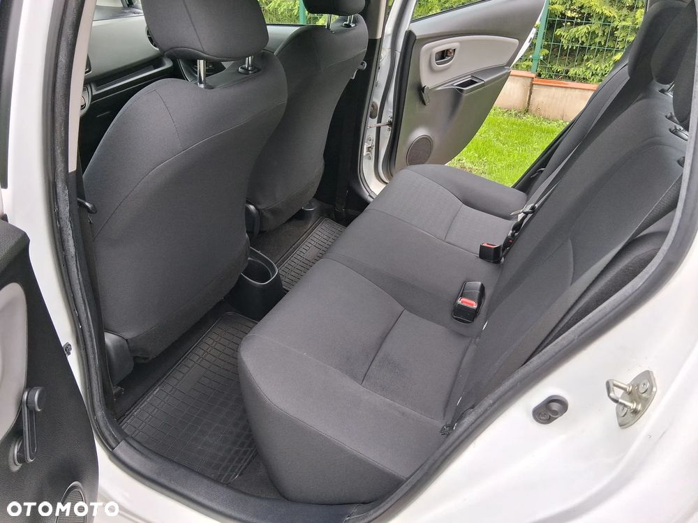 Toyota Yaris 1.0 Active - 9