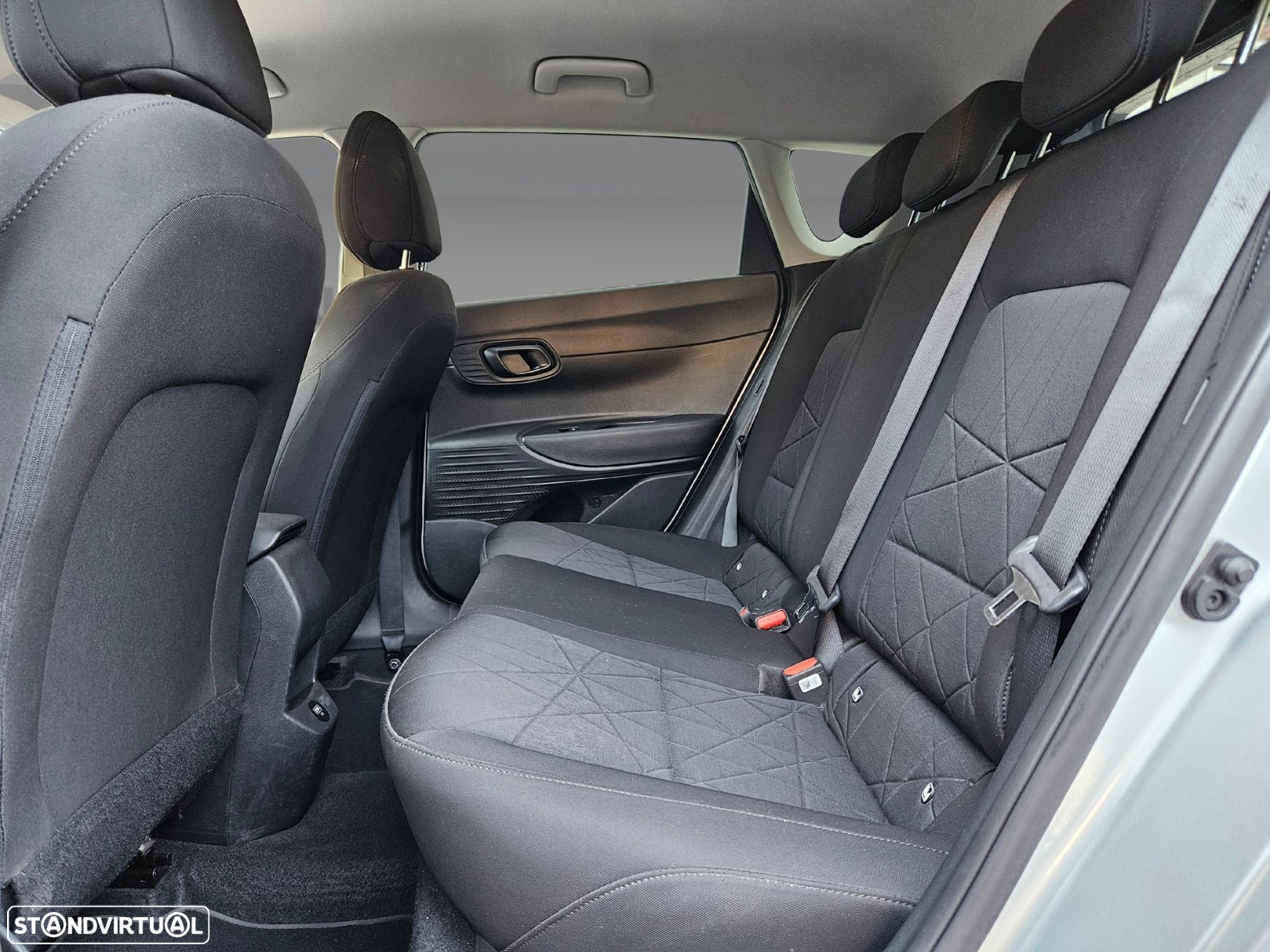Hyundai Bayon 1.0 T-GDI Premium - 36