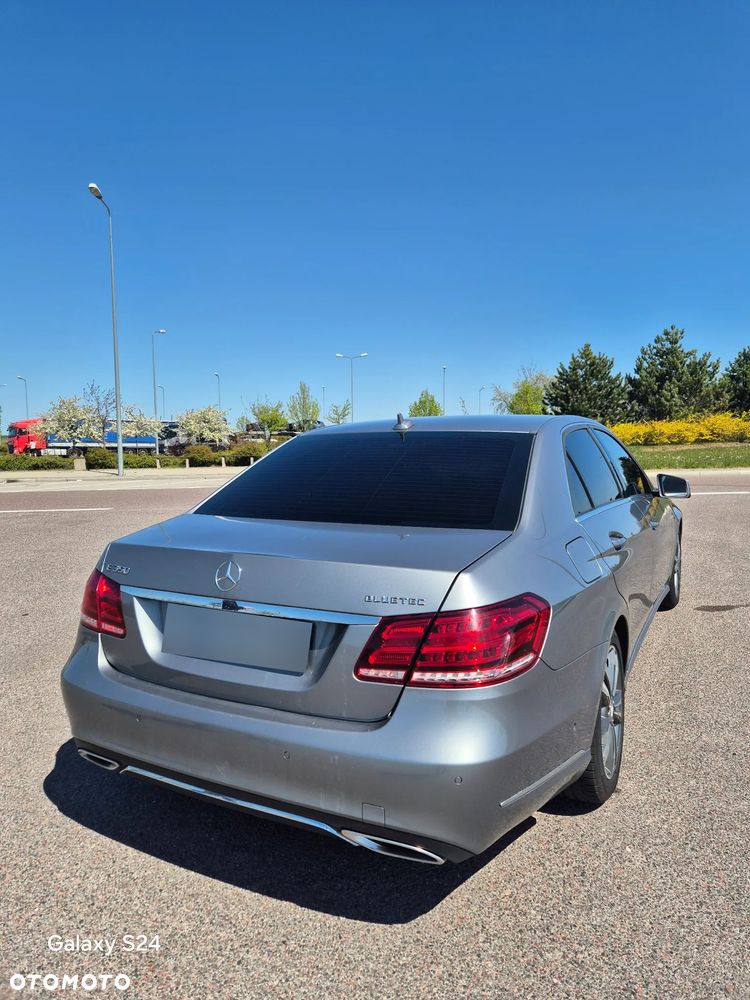 Mercedes-Benz Klasa E 350 BlueTEC 4Matic 7G-TRONIC Elegance - 2