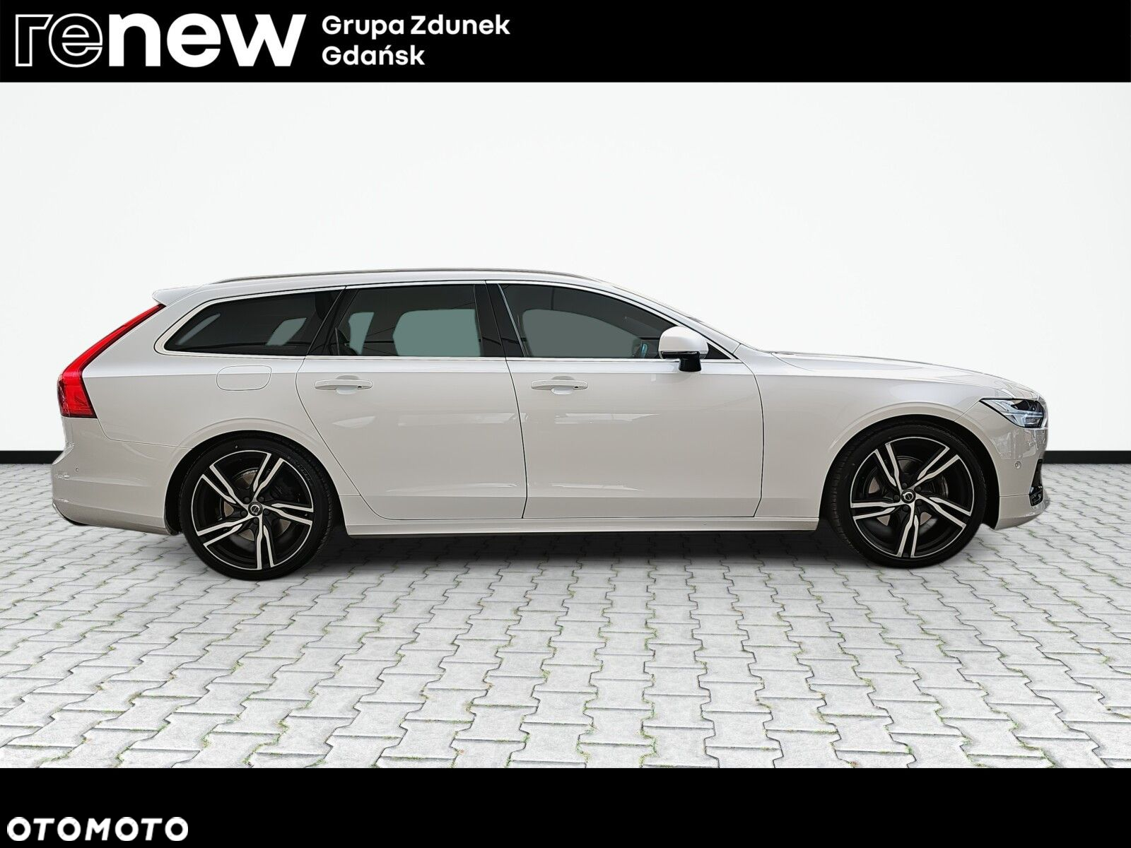 Volvo V90 - 5