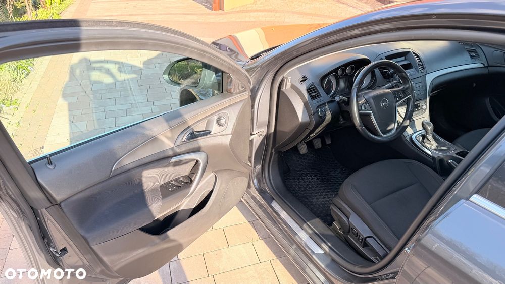 Opel Insignia 2.0 CDTI - 8