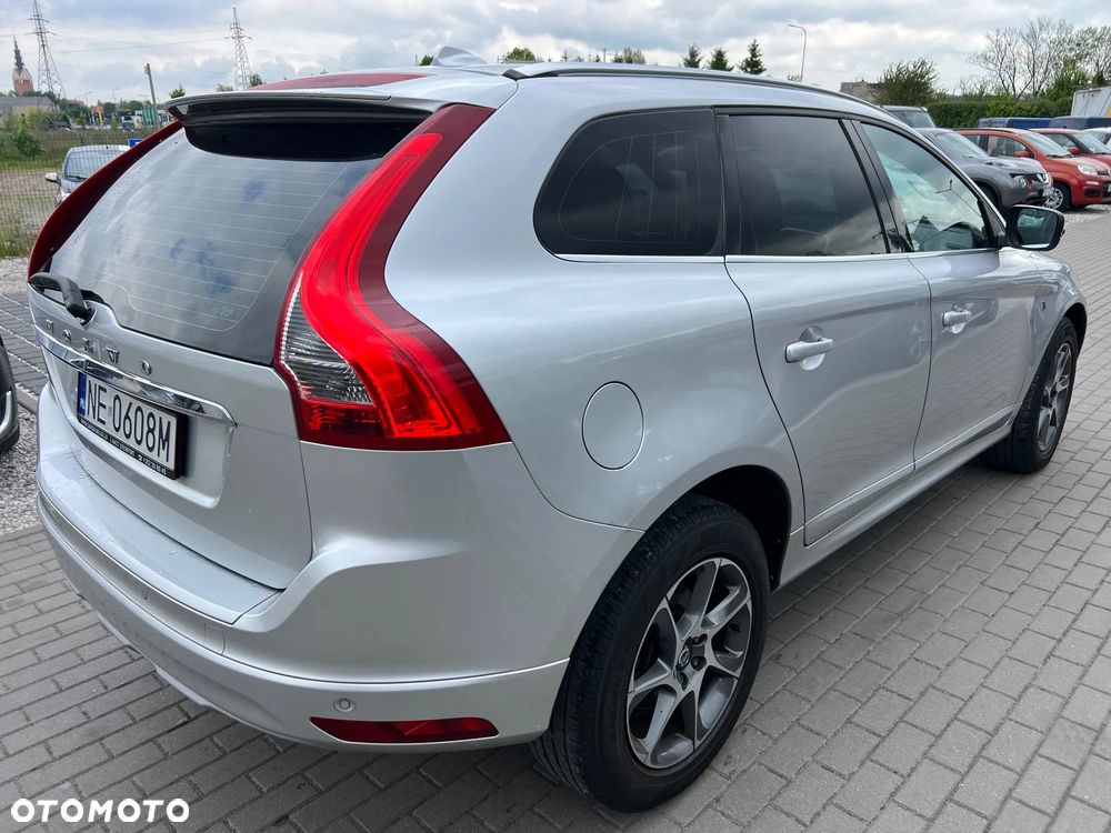 Volvo XC 60 D3 Drive-E Ocean Race - 4