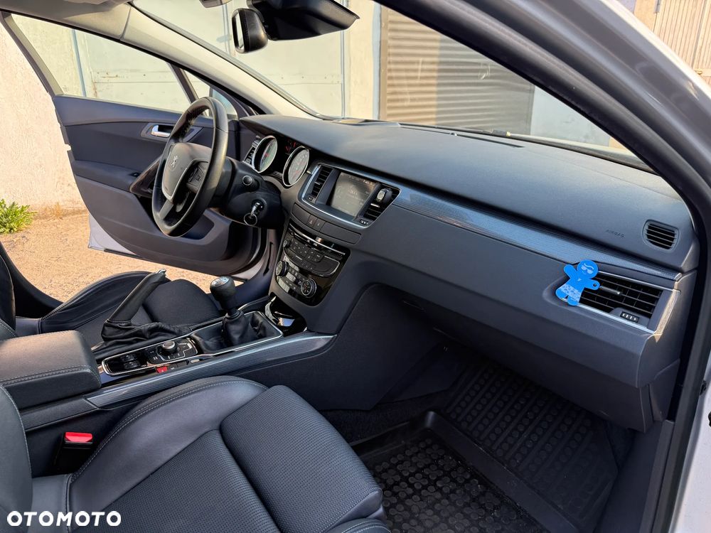 Peugeot 508 HDi FAP 160 Allure - 12