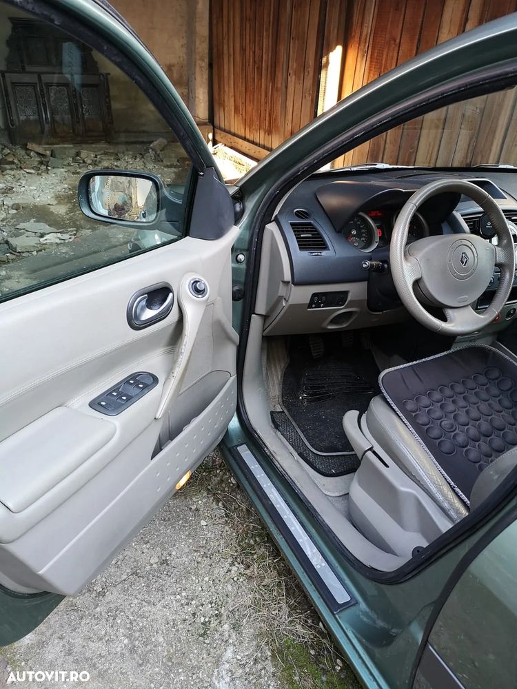 Renault Megane - 12