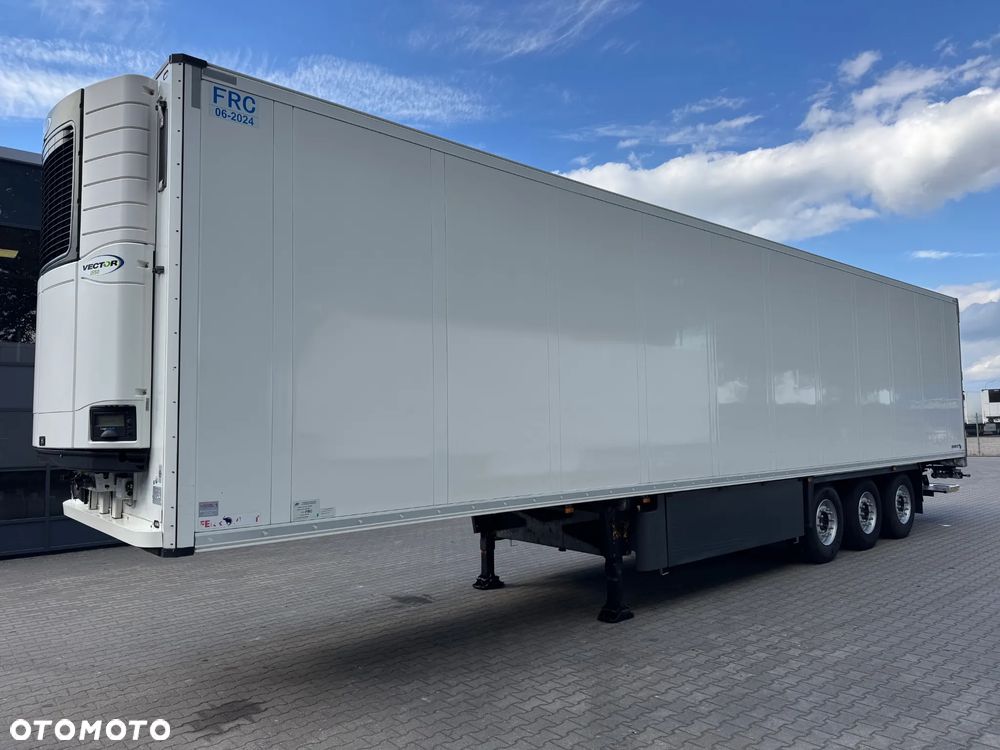 Schmitz Cargobull Chłodnia,Doppelstock, Carrier Vector 1550, Winda ZEPRO - 8