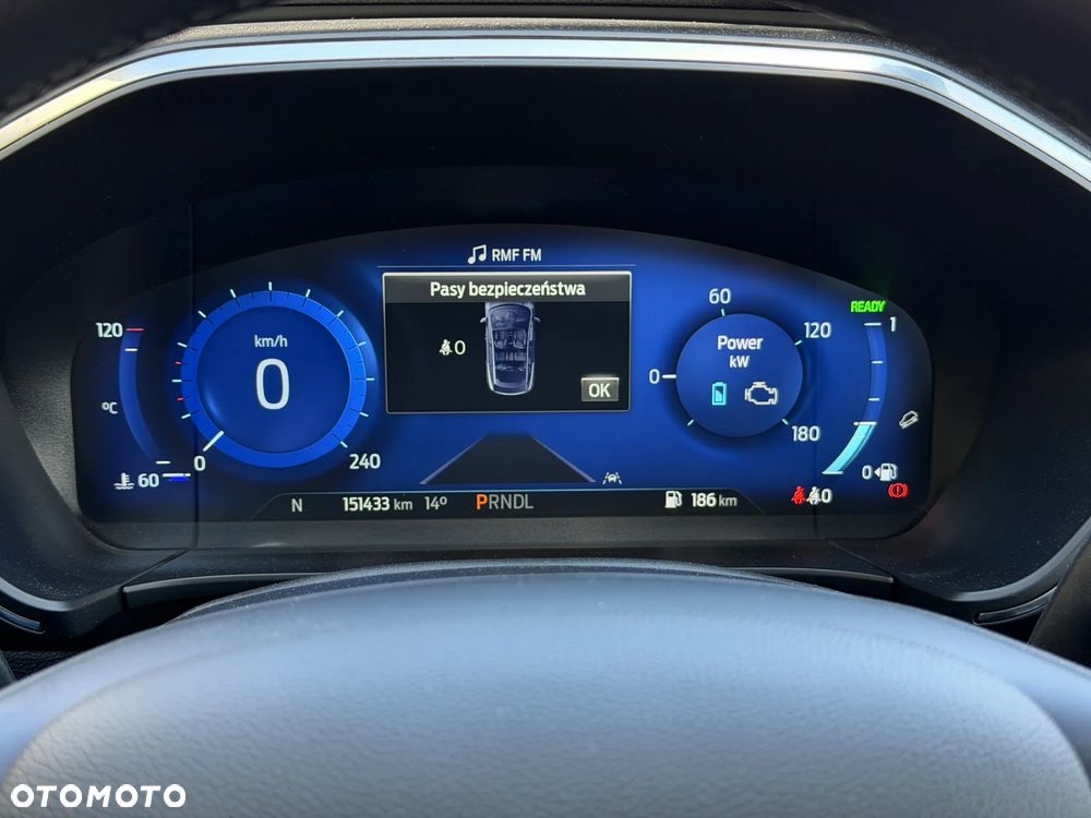 Ford Kuga 2.5 Duratec FHEV TITANIUM - 22