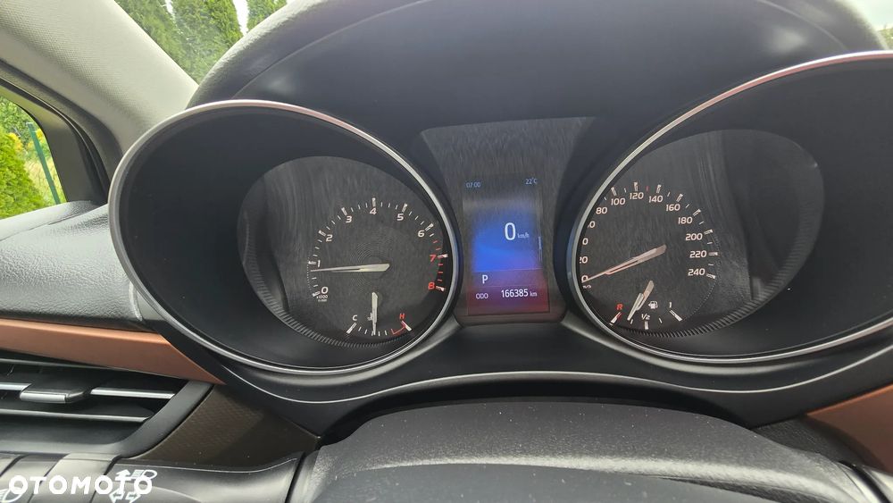 Toyota Avensis - 38