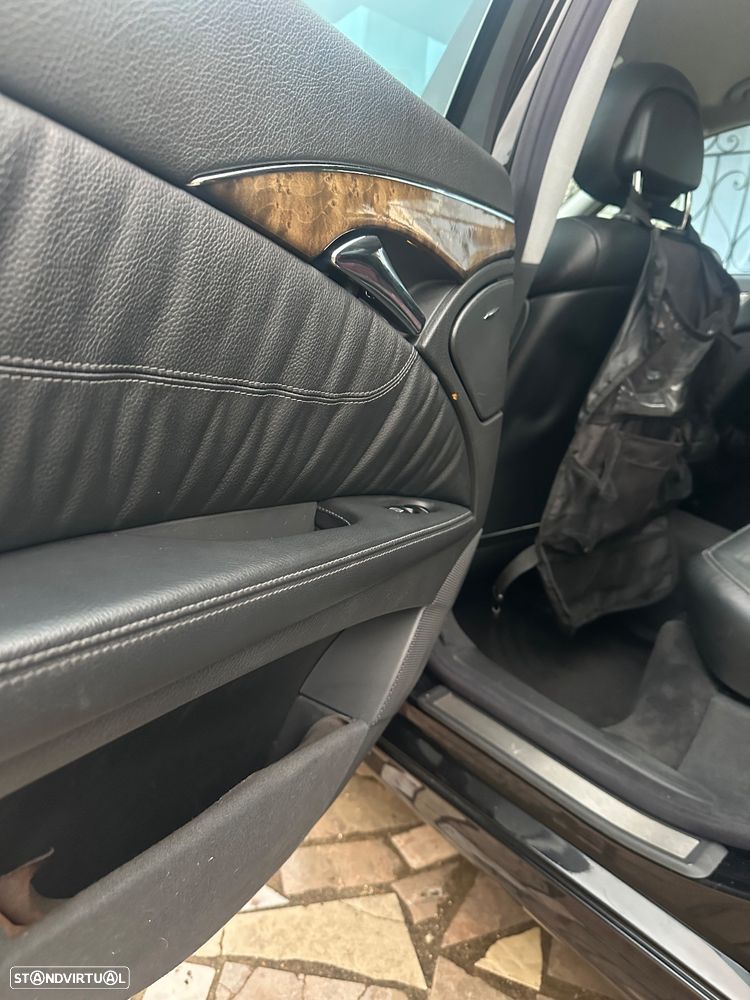 Mercedes-Benz E 270 - 30