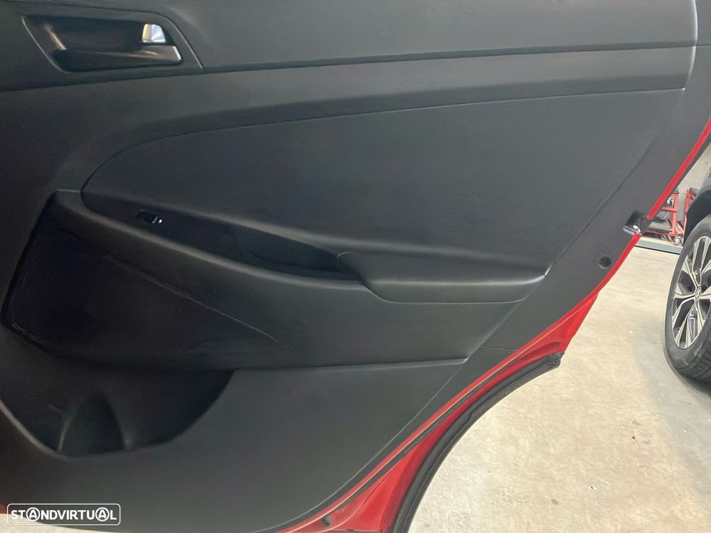Hyundai Tucson 1.6 CRDi N-Line DCT - 25