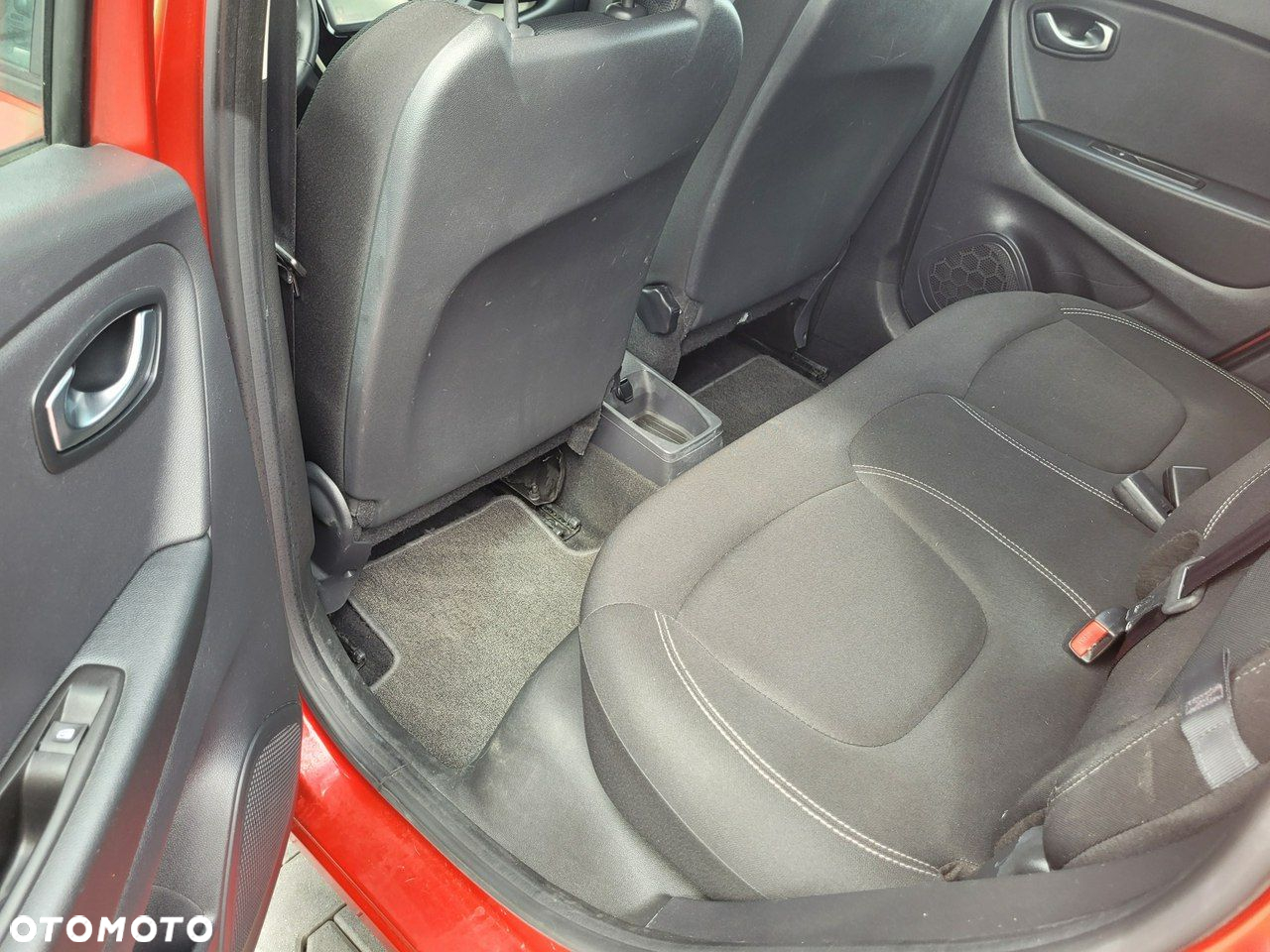 Renault Captur - 10