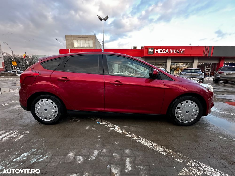 Ford Focus 1.6 Ti-VCT Powershift Sport - 3