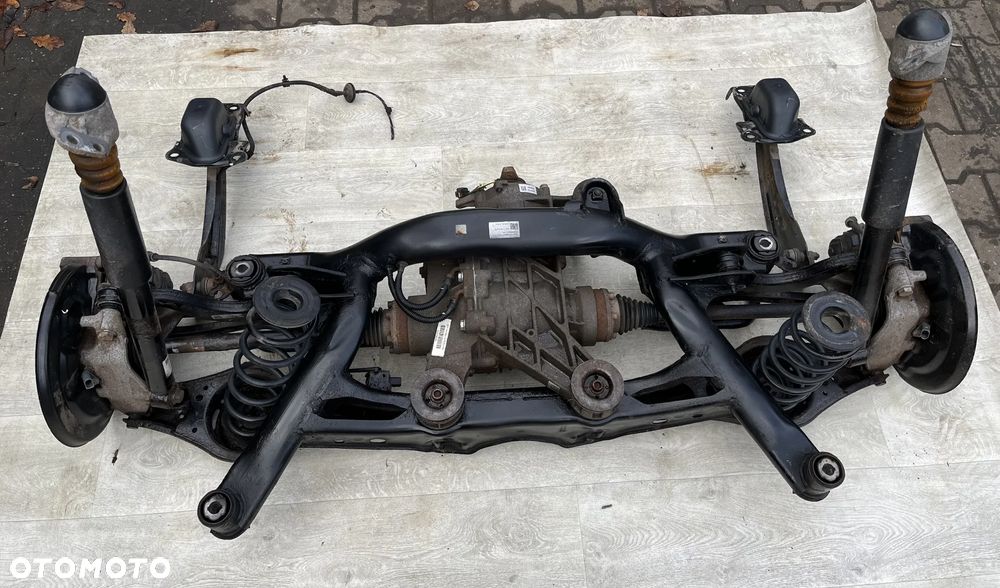 ZAWIESZENIE TYŁ BELKA SANKI WÓZEK  5N0505235 AH AUDI Q3 8U VW TIGUAN DYFERENCJAŁ 0AY525010 N QLY - 1