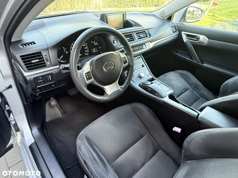 Lexus CT 200h Elegance - 16